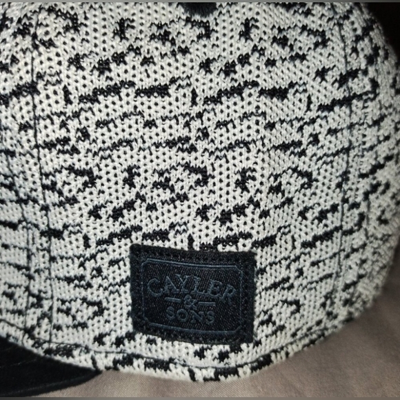 Cayler & Sons ALL DAY Turtledove Black & Grey Snapback Hat LIKE NEW! - Picture 4 of 9